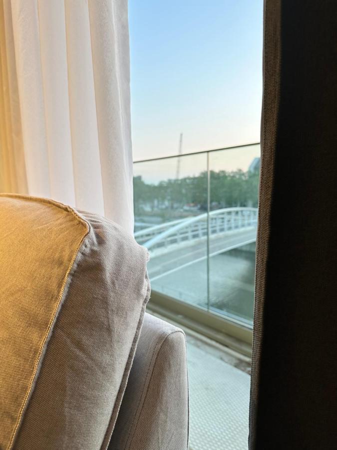 Canal View One Bedroom Flat Брюссель Екстер'єр фото